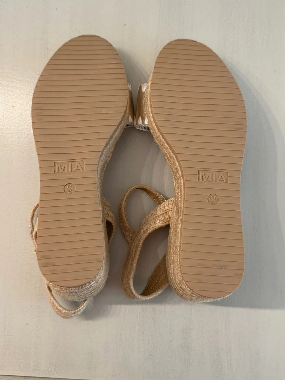 MIA Women’s Gold Espadrille Wedge Sandals with Ankle Strap Sz 9 NWOT